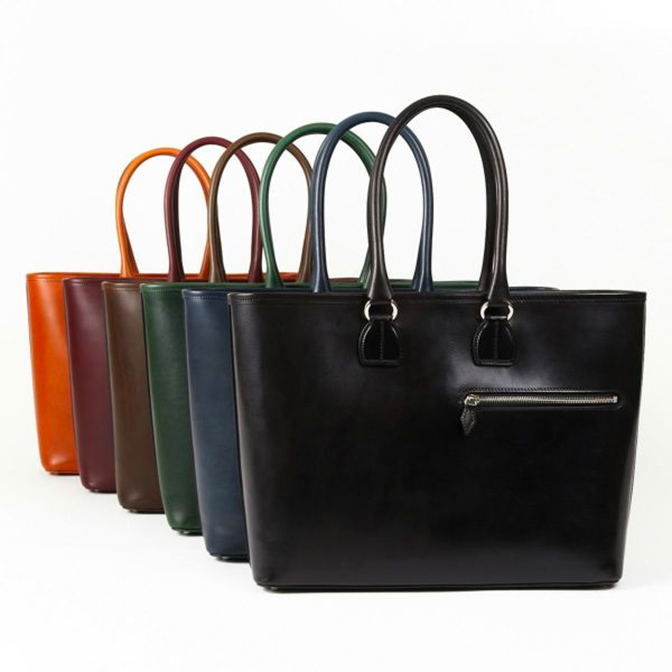 皮製品が好きな方は良くご存じの東京上野の万双のトラベルバッグで普段使いもOKです