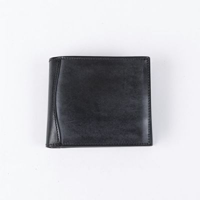 万双の二つ折り財布